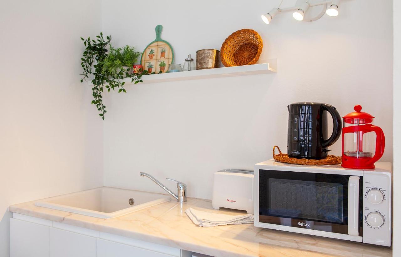 B48 - Olive Tree Street 2 Bed Flat Apartment ลากอส ภายนอก รูปภาพ